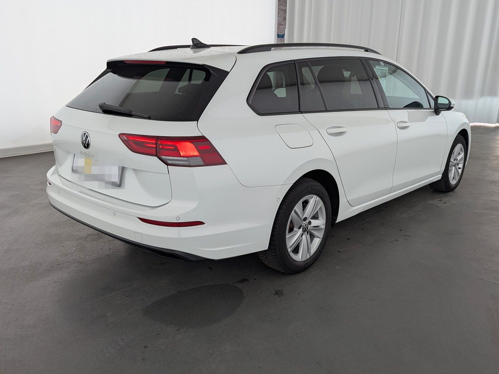 Volkswagen Golf VIII 1.5 TSI Life OPF LED+NAVI+ACC+SHZ+RFK+ foto 6