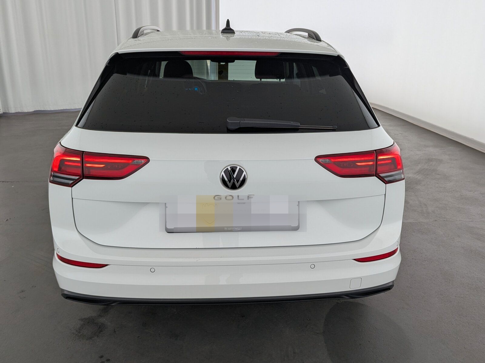 Volkswagen Golf VIII 1.5 TSI Life OPF LED+NAVI+ACC+SHZ+RFK+ foto 7