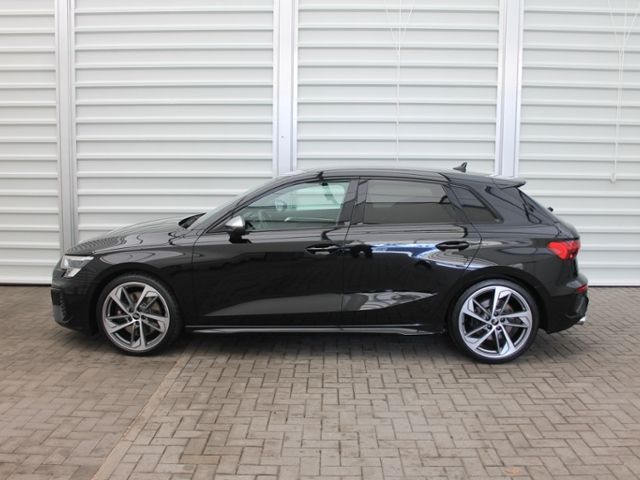 Audi S3 Sportback 2.0 TFSI S-LINE quattro+MATRIX+NAVI foto 4