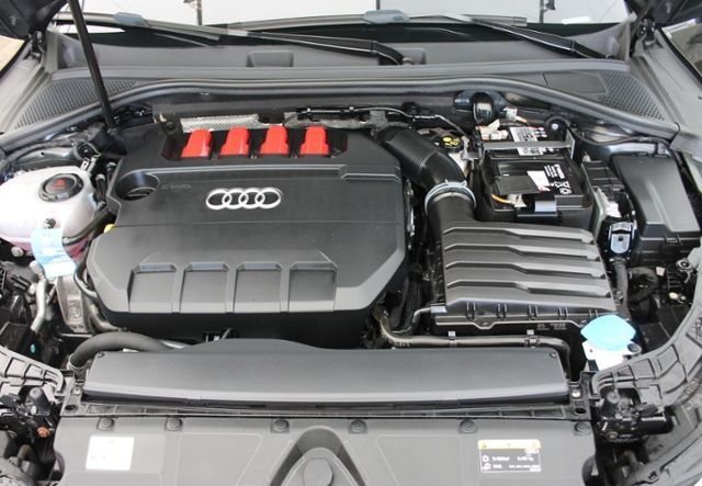 Audi S3 Sportback 2.0 TFSI S-LINE quattro+MATRIX+NAVI foto 8