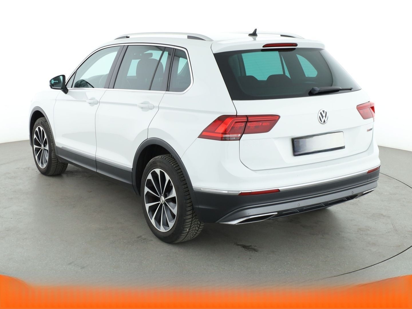 Volkswagen Tiguan 2.0 TSI Highline 4Motion BM Aut.*NAVI*VC* foto 3
