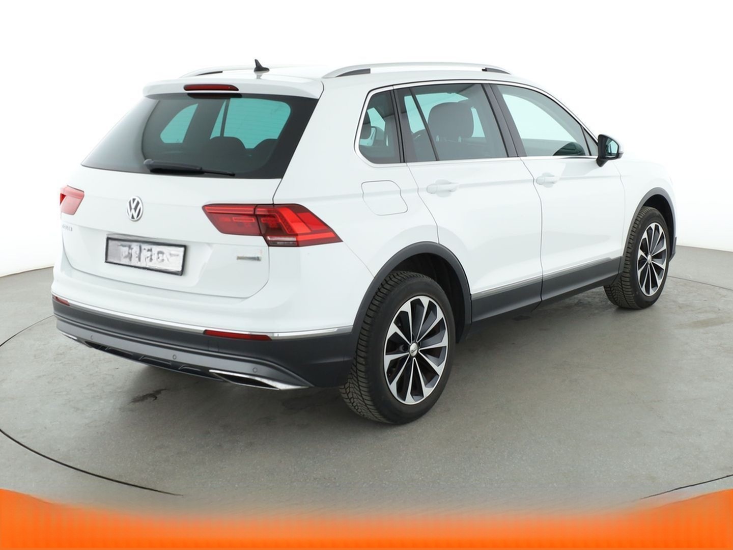 Volkswagen Tiguan 2.0 TSI Highline 4Motion BM Aut.*NAVI*VC* foto 4