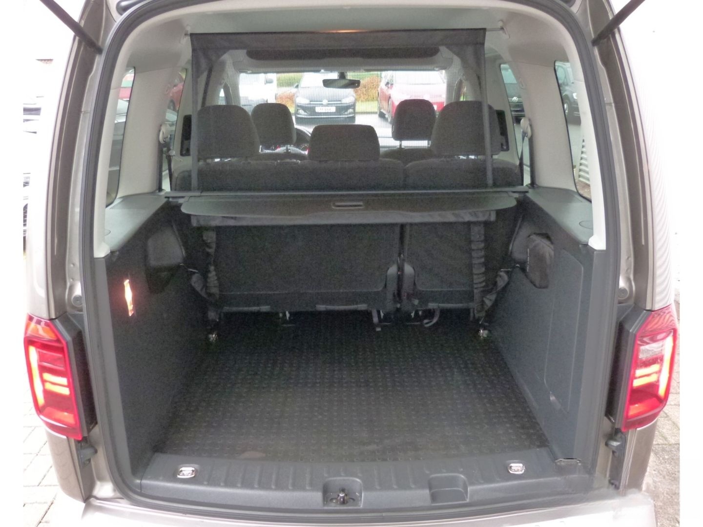 Volkswagen Caddy 2.0 TDI Alltrack, Standheizung, AHK, Navi, foto 13