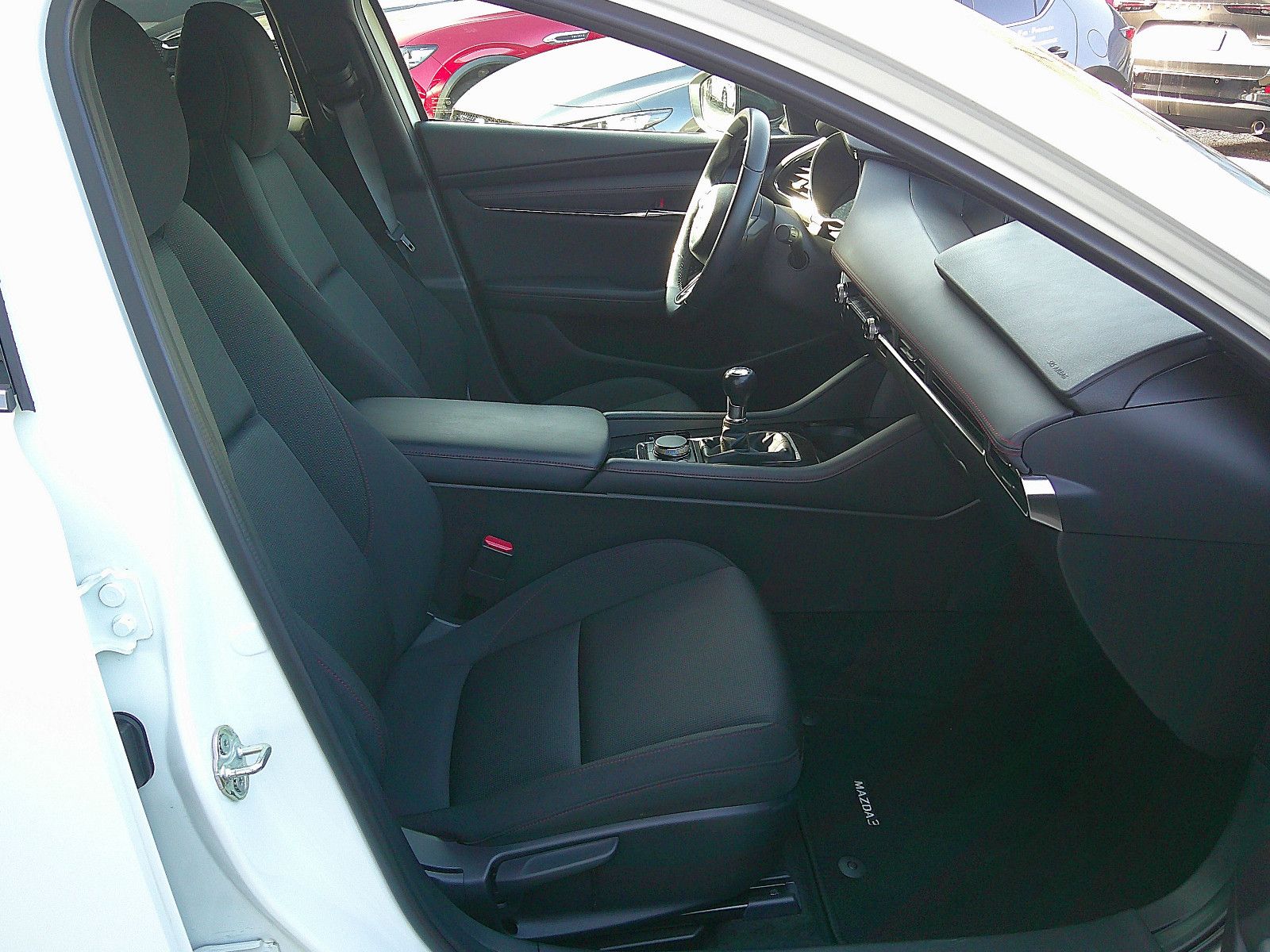 Mazda 3 SKYACTIV 150 Homura KAMERA/HUD/NAVI foto 7