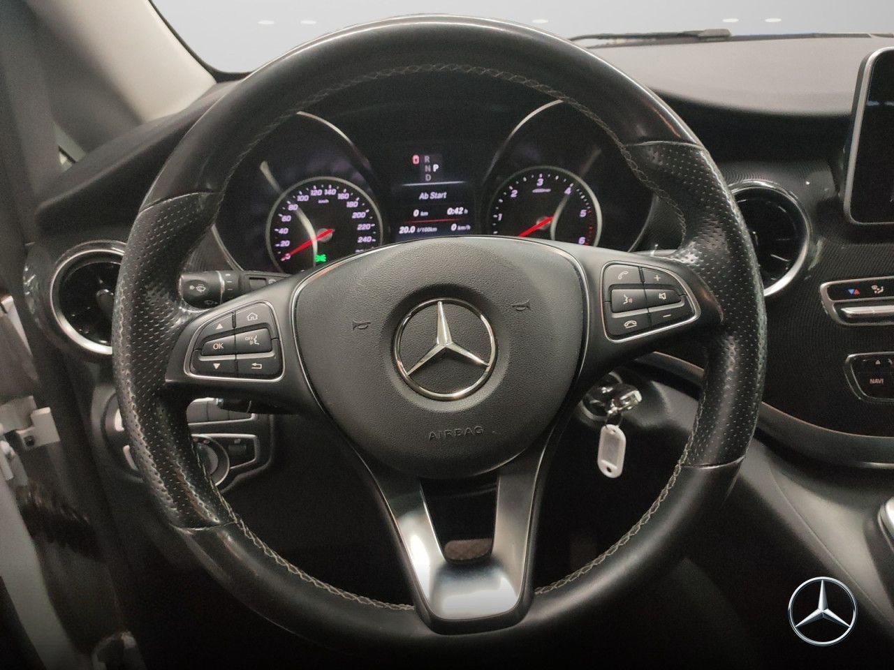 Mercedes-Benz V 220 d Kompakt EDITION+SportP+9G+AHK+LED+Kamera foto 14