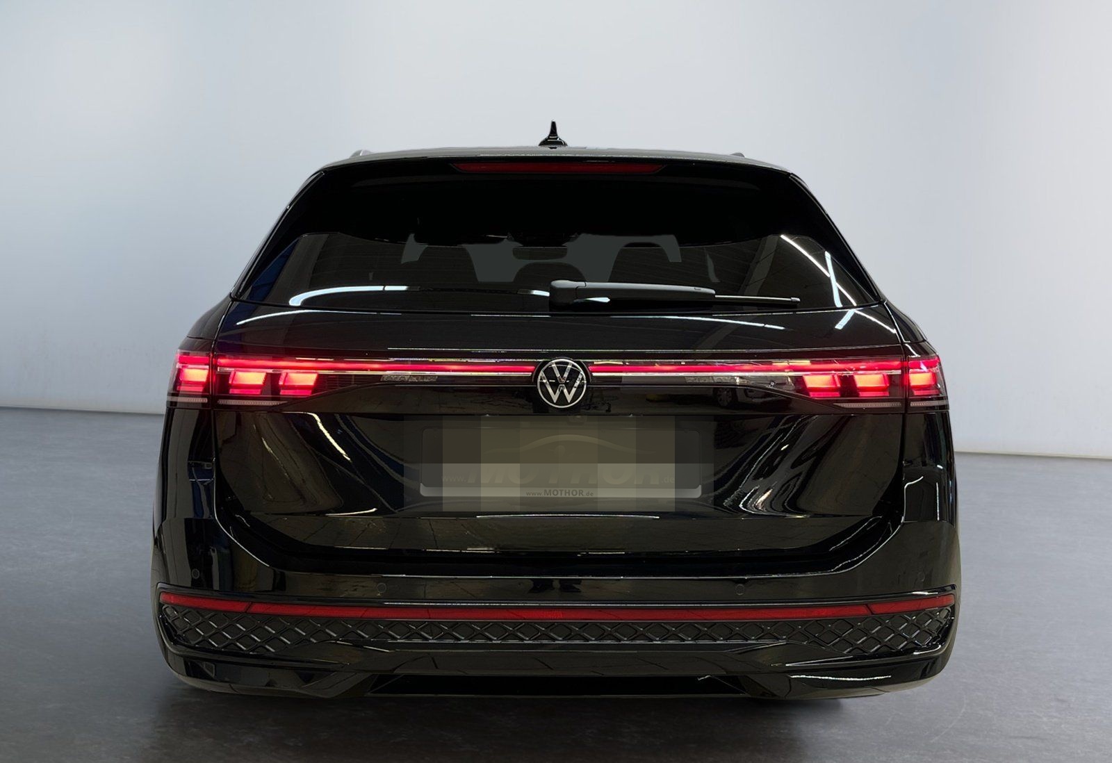 Volkswagen Passat Variant R-Line 2.0 TDI DSG 360°Kamera AHK foto 5
