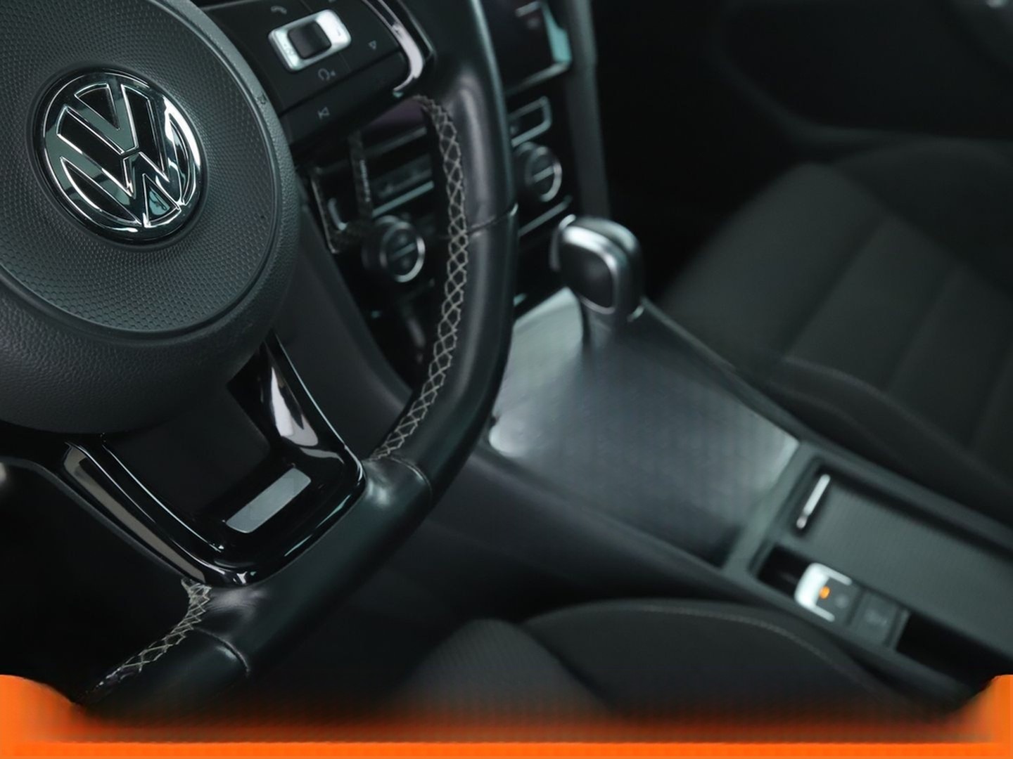 Volkswagen 2.0 TSI R BlueMotion 4Motion Aut.*LED*ACC*PDC* foto 32