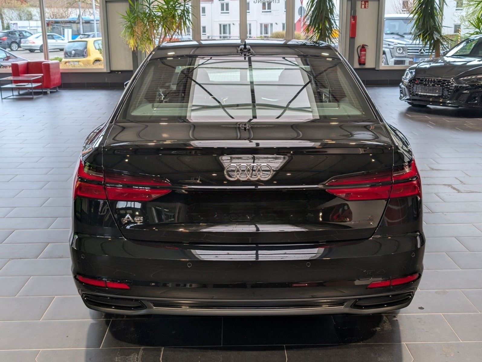 Audi A6 45 TFSI quattro S tronic design foto 4