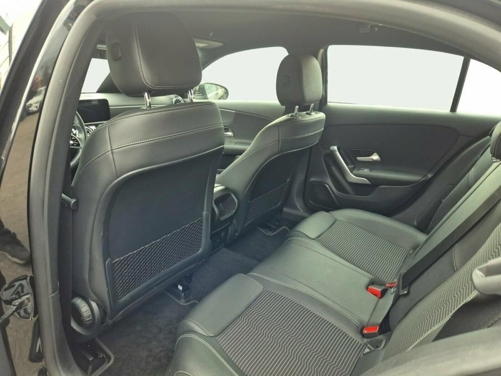 Mercedes-Benz A 180 Kompaktlimousine AUT Kam. KlimaA LED LM foto 14