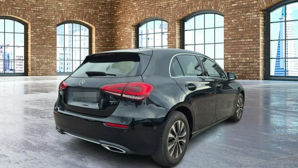 Mercedes-Benz A 180 Kompaktlimousine AUT Kam. KlimaA LED LM foto 5