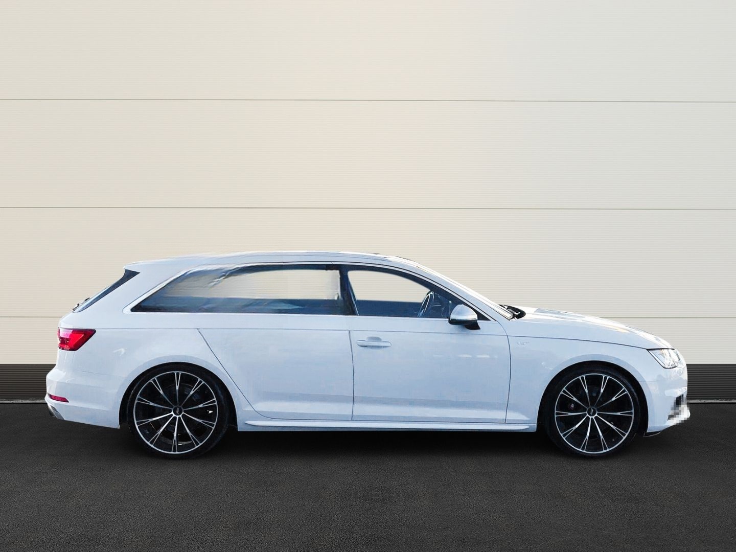 Audi S4 Avant 3.0 TFSI quattro+HUD+Pano+ACC+AHK+1.Han foto 5