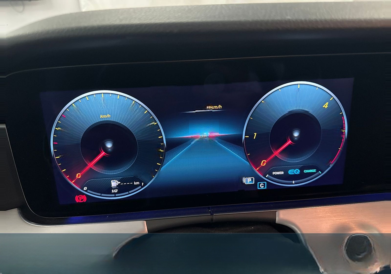 Mercedes-Benz E 300 Avantgarde d 4Matic 9G-TRONIC foto 12