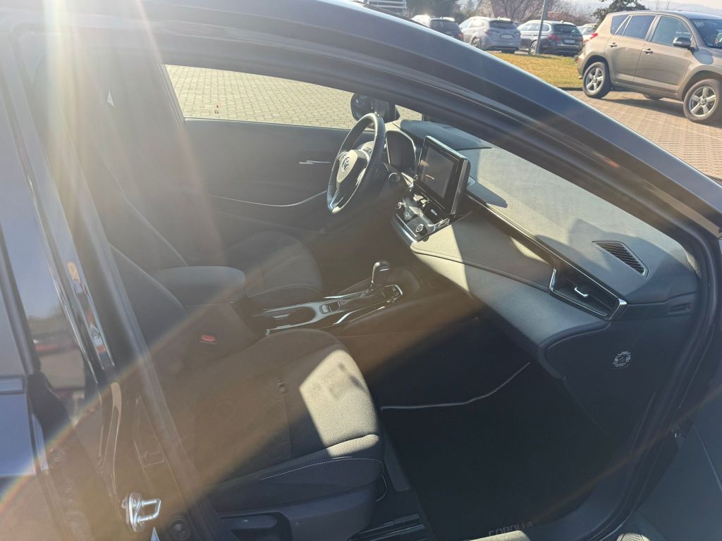 Toyota Corolla 1.8 Hybrid Business Edition foto 15