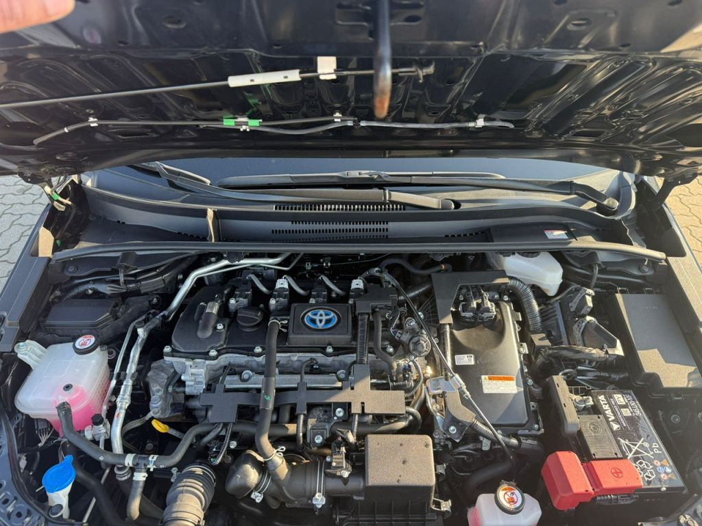 Toyota Corolla 1.8 Hybrid Business Edition foto 16
