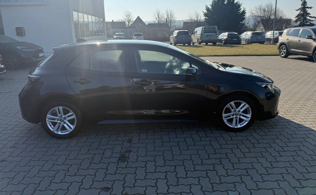 Toyota Corolla 1.8 Hybrid Business Edition foto 4