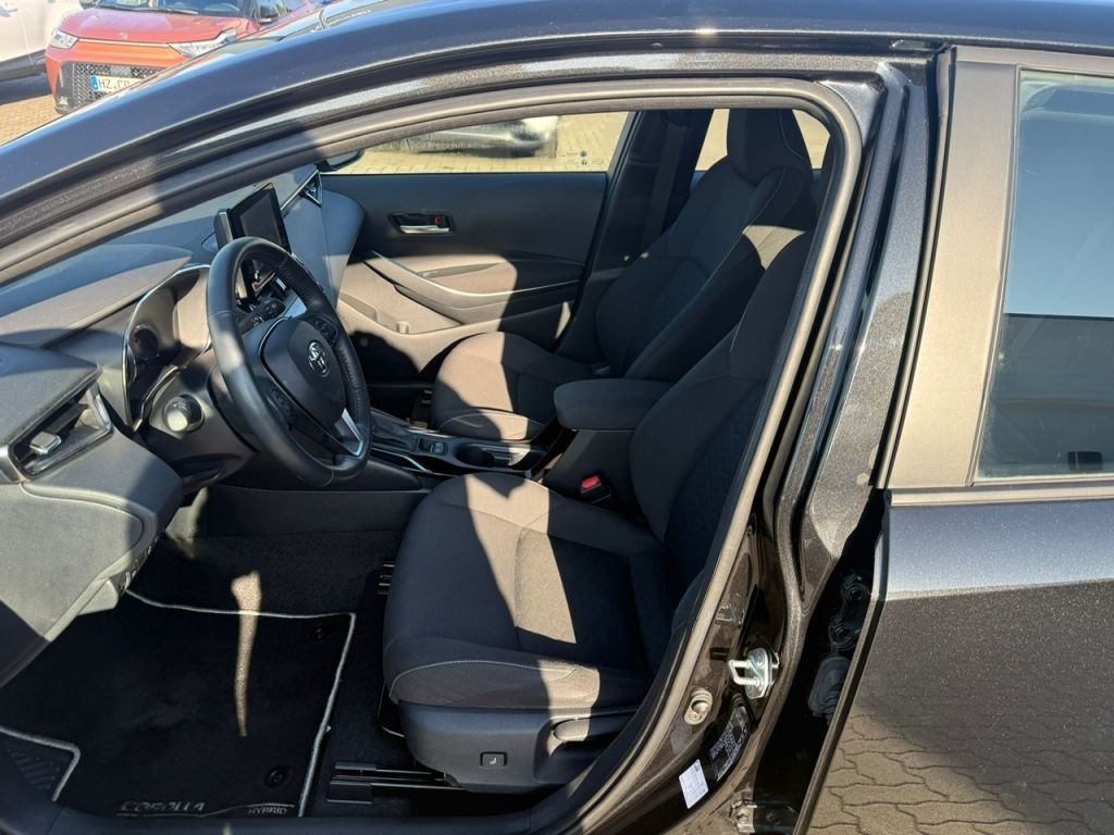 Toyota Corolla 1.8 Hybrid Business Edition foto 10