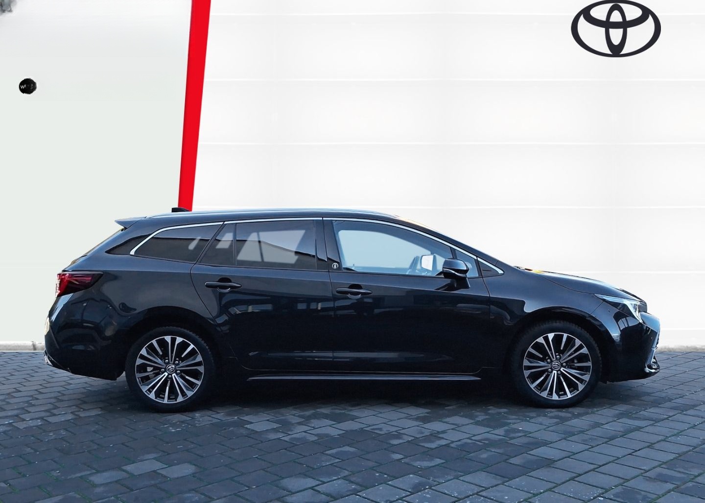 Toyota Corolla 1.8 Hybrid Touring Sports Team D +Navi + foto 2