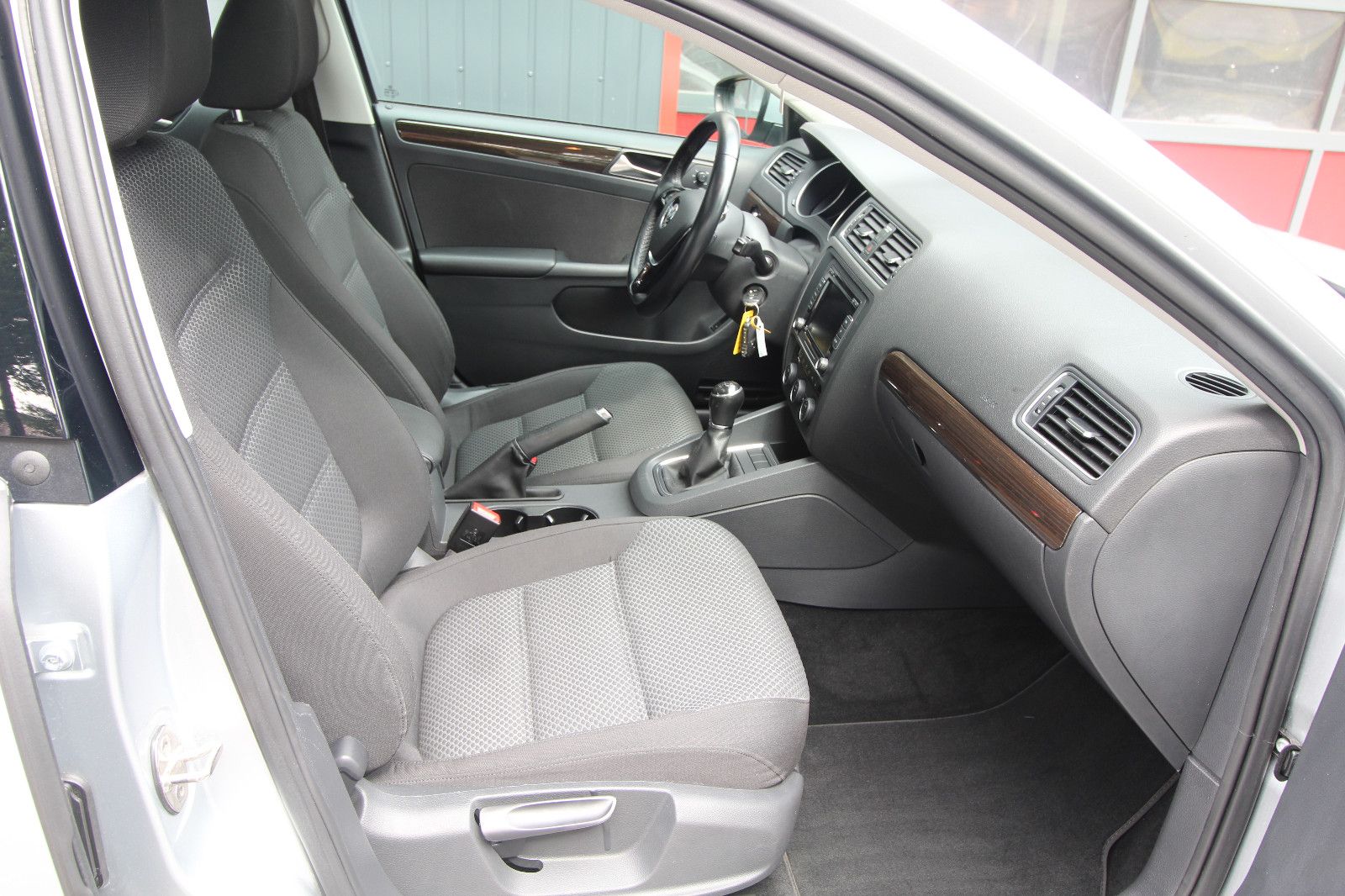 Volkswagen Jetta VI Basis  AHK 59200 Km Org Wie Neu foto 15