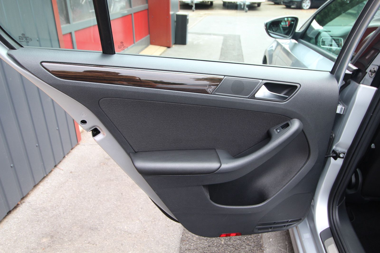 Volkswagen Jetta VI Basis  AHK 59200 Km Org Wie Neu foto 8