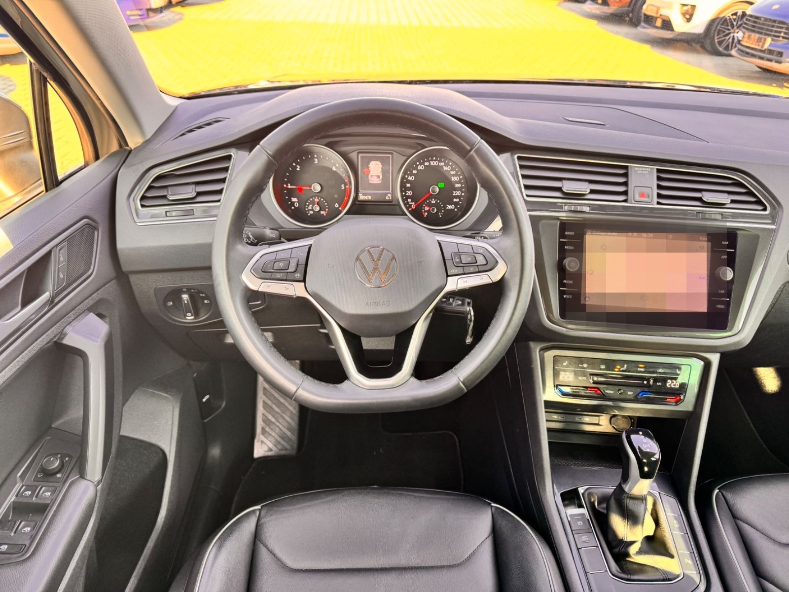 Volkswagen Tiguan 2,0 TDI Life *LEDER-REAR VIEW-MEMORY* foto 13