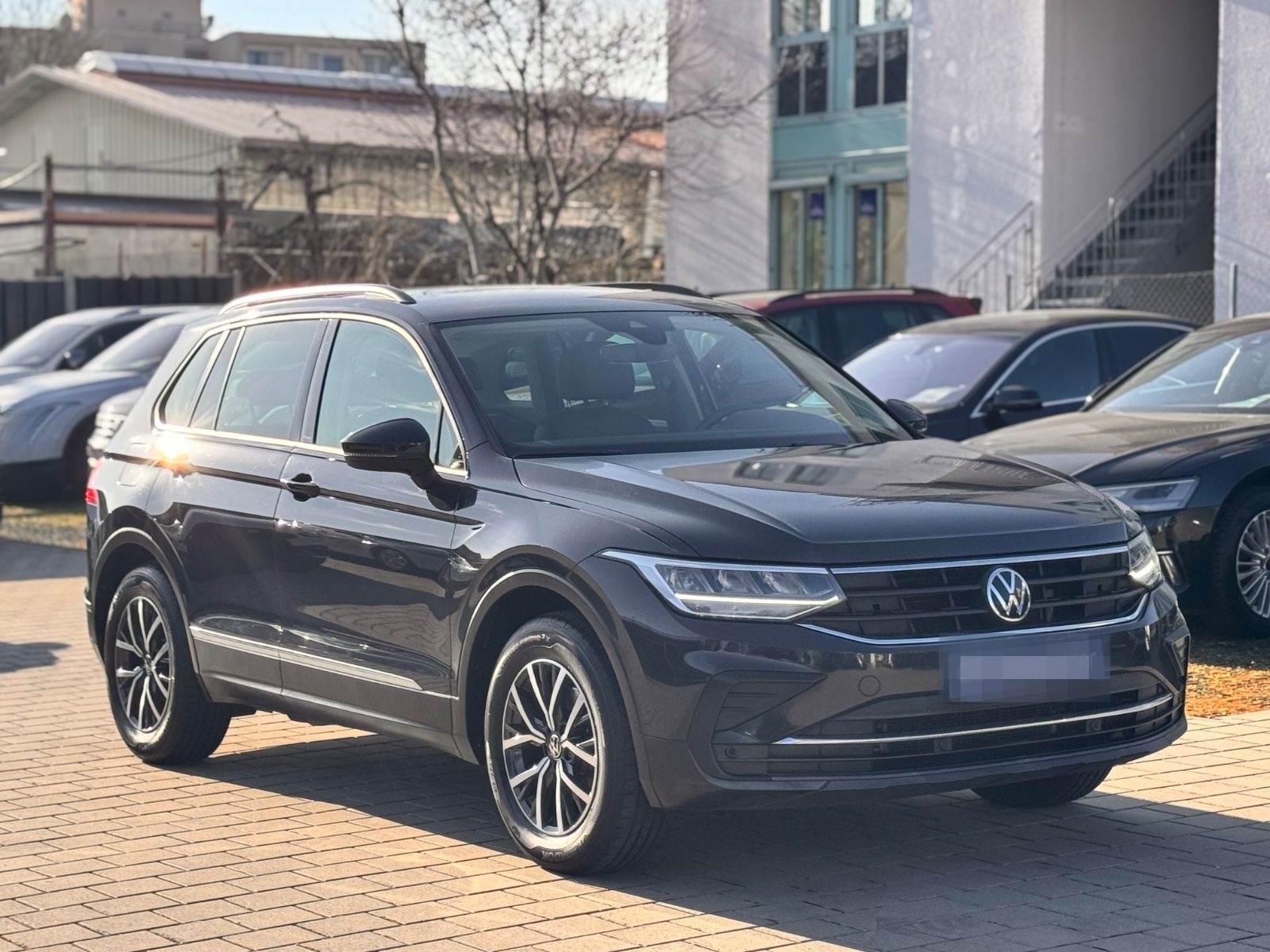 Volkswagen Tiguan 2,0 TDI Life *LEDER-REAR VIEW-MEMORY* foto 6