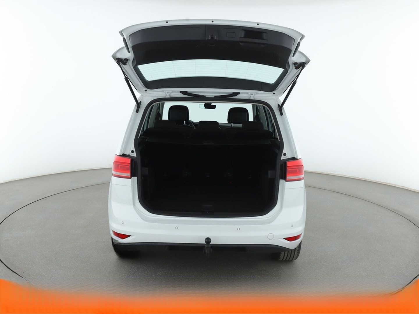 Volkswagen Touran 1.5 TSI ACT Highline BM Aut.*NAVI*CAM*ACC foto 17