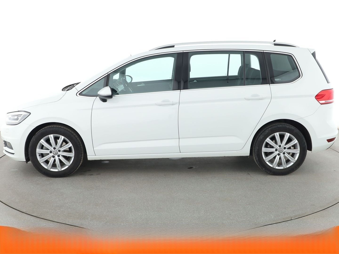 Volkswagen Touran 1.5 TSI ACT Highline BM Aut.*NAVI*CAM*ACC foto 3