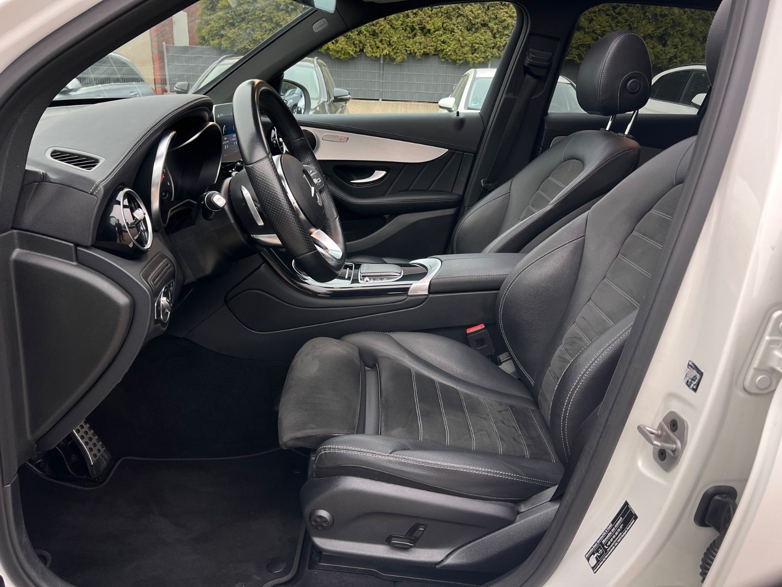 Mercedes-Benz GLC 300de AMG LINE 9G-TR 4Matic-PANODACH-360°CAM foto 18