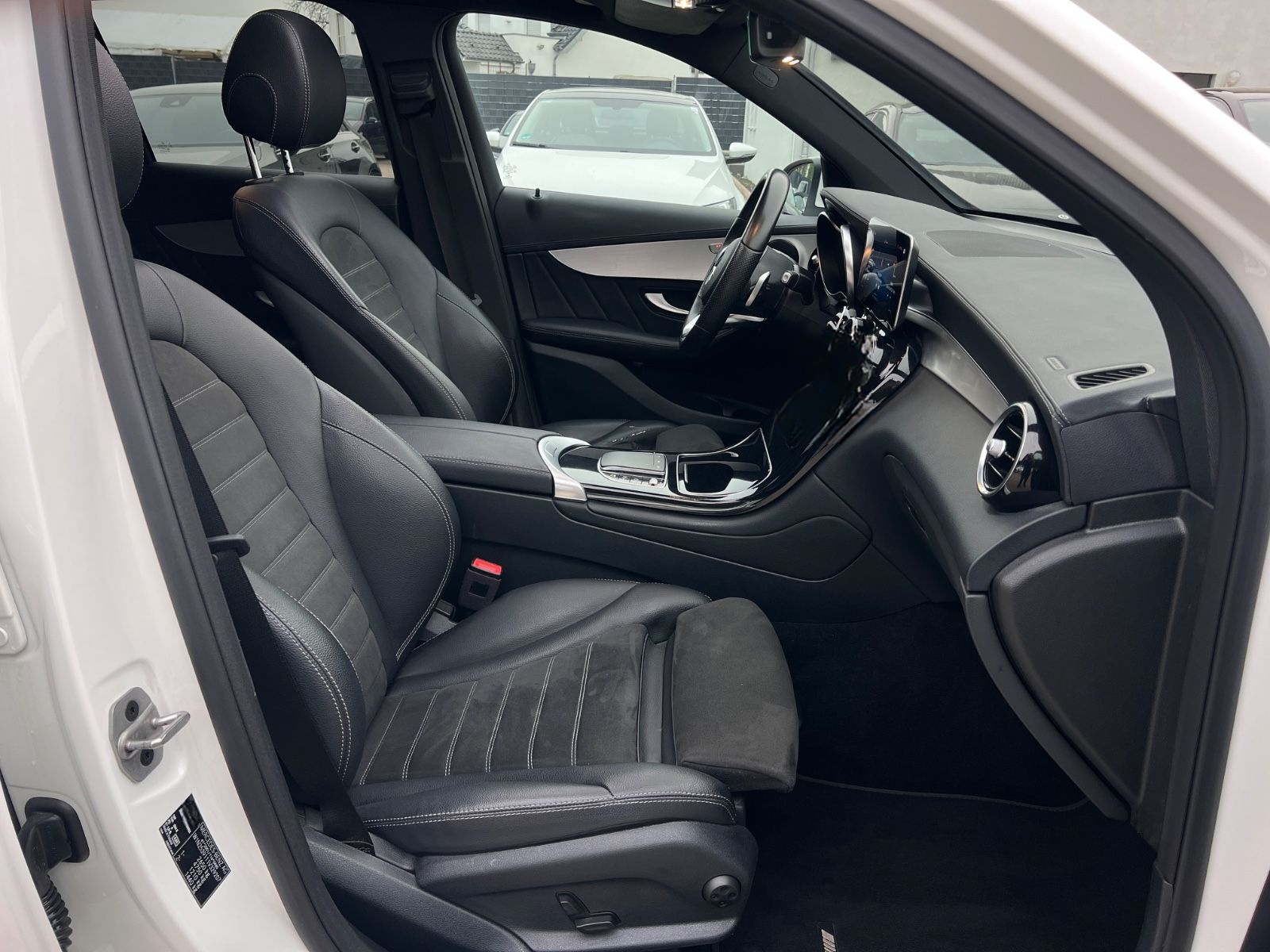 Mercedes-Benz GLC 300de AMG LINE 9G-TR 4Matic-PANODACH-360°CAM foto 20