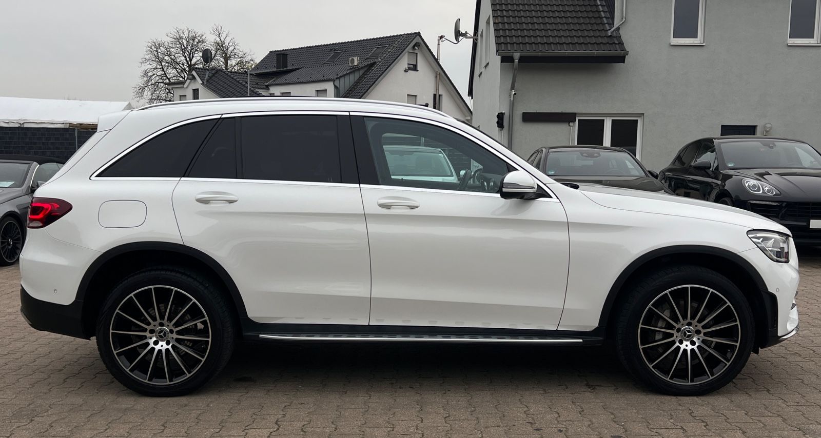 Mercedes-Benz GLC 300de AMG LINE 9G-TR 4Matic-PANODACH-360°CAM foto 7