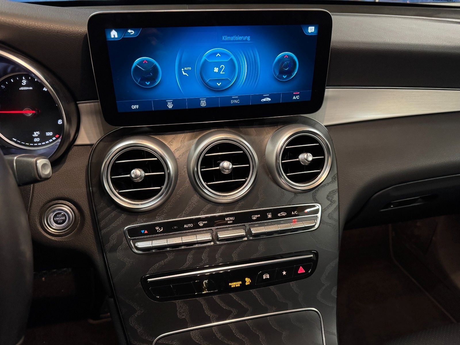 Mercedes-Benz GLC 220 d 4M,LED,AHK,Standhzg,Distro,360°,Spur foto 21
