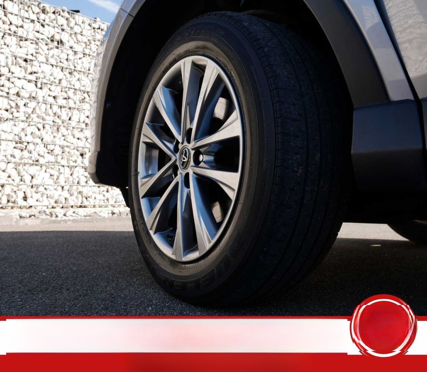 Toyota RAV4 Hybrid 2.5 4x4 Team Deutschland foto 8