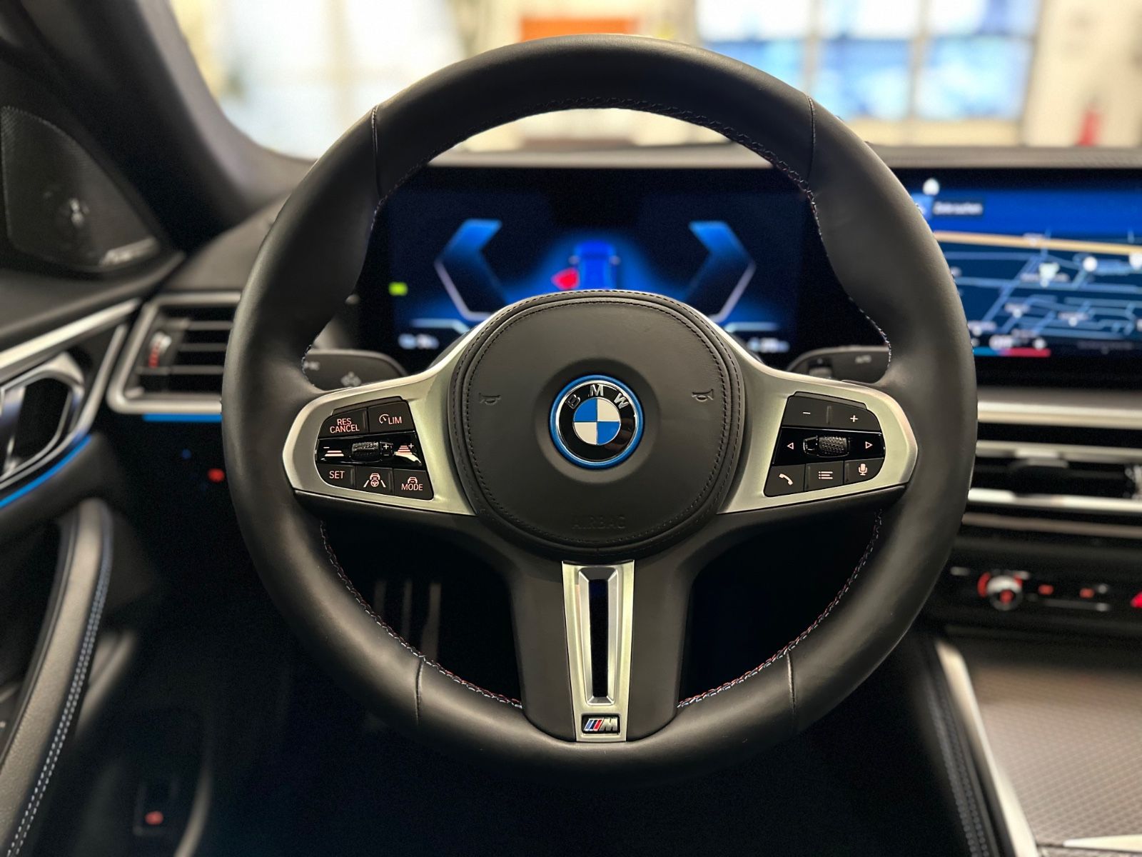 BMW i4GranCoupeM50/Laser/360°/DrivPro/AHK/Gl.Dach/M- foto 16