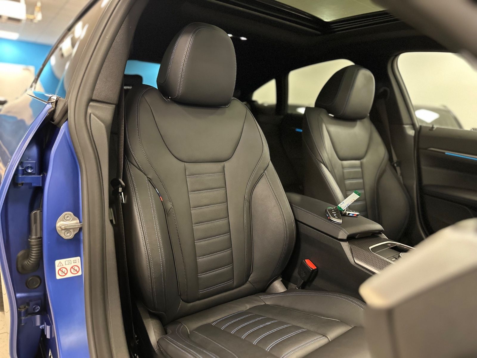 BMW i4GranCoupeM50/Laser/360°/DrivPro/AHK/Gl.Dach/M- foto 24