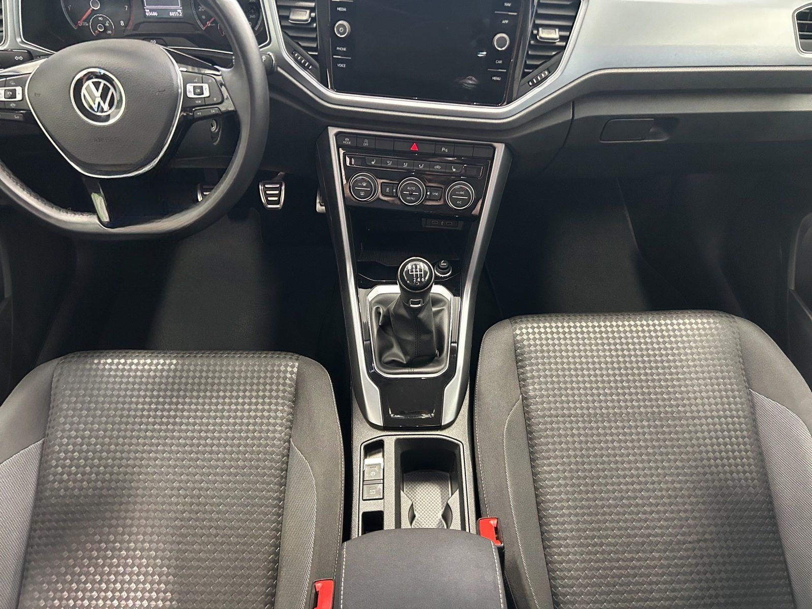 Volkswagen T-Roc 1.5 TSI ACTIVE | AHK | NAVI | STANDH. | foto 13