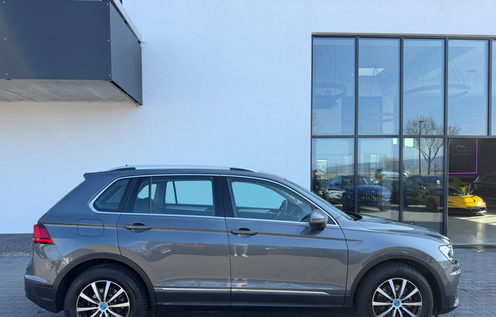 Volkswagen Tiguan 1.4 TSI DSG Navi LED Dig. Cockpit foto 3