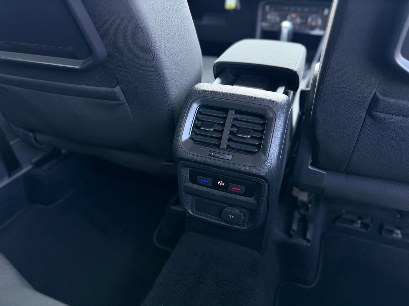 Volkswagen Tiguan 1.4 TSI DSG Navi LED Dig. Cockpit foto 25