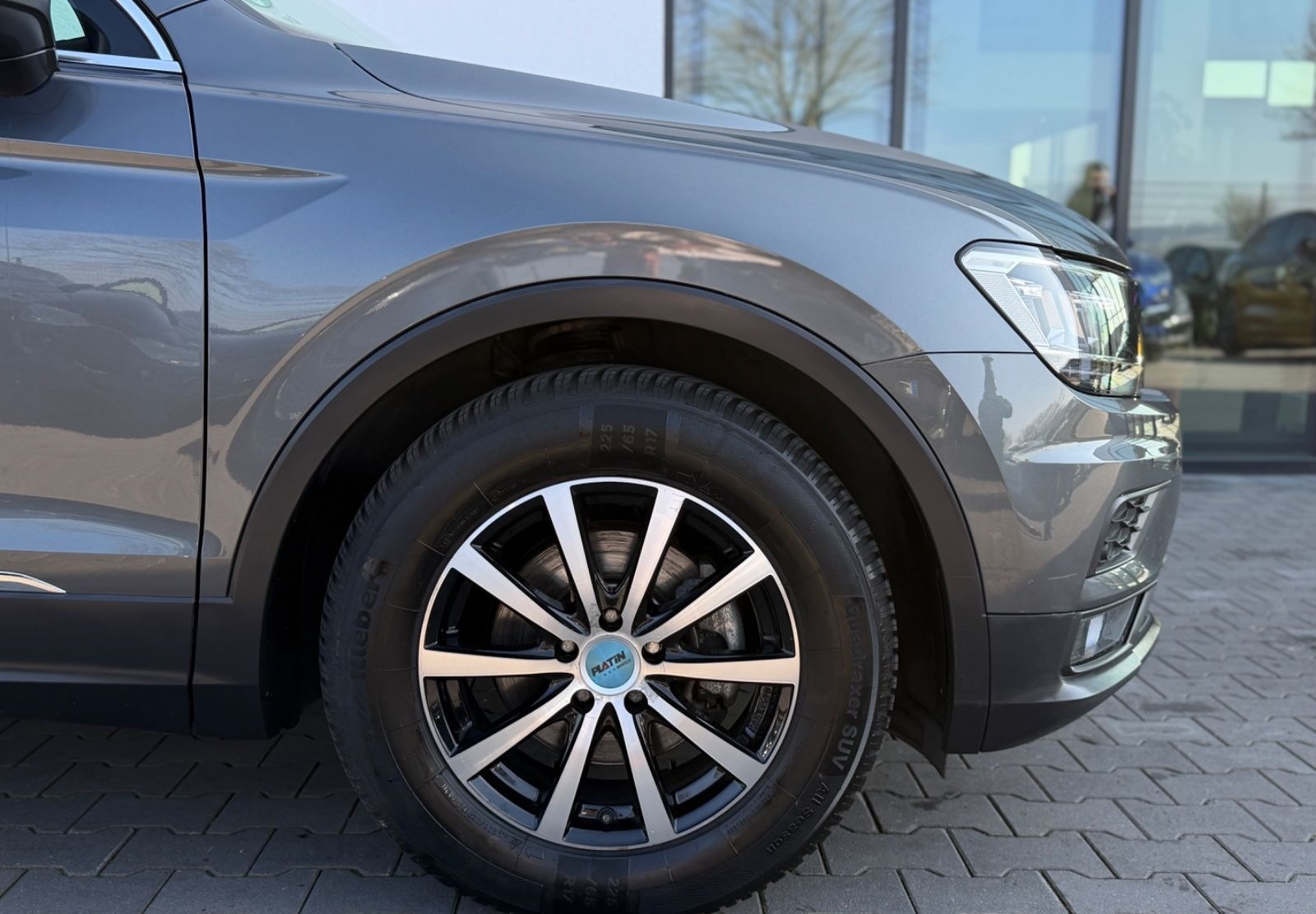 Volkswagen Tiguan 1.4 TSI DSG Navi LED Dig. Cockpit foto 4