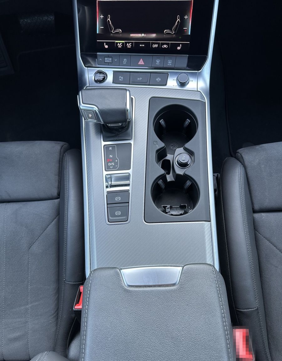 Audi A6 Avant 40 TDI Qu Sport Black NAV+LED+360°+19ZO foto 13