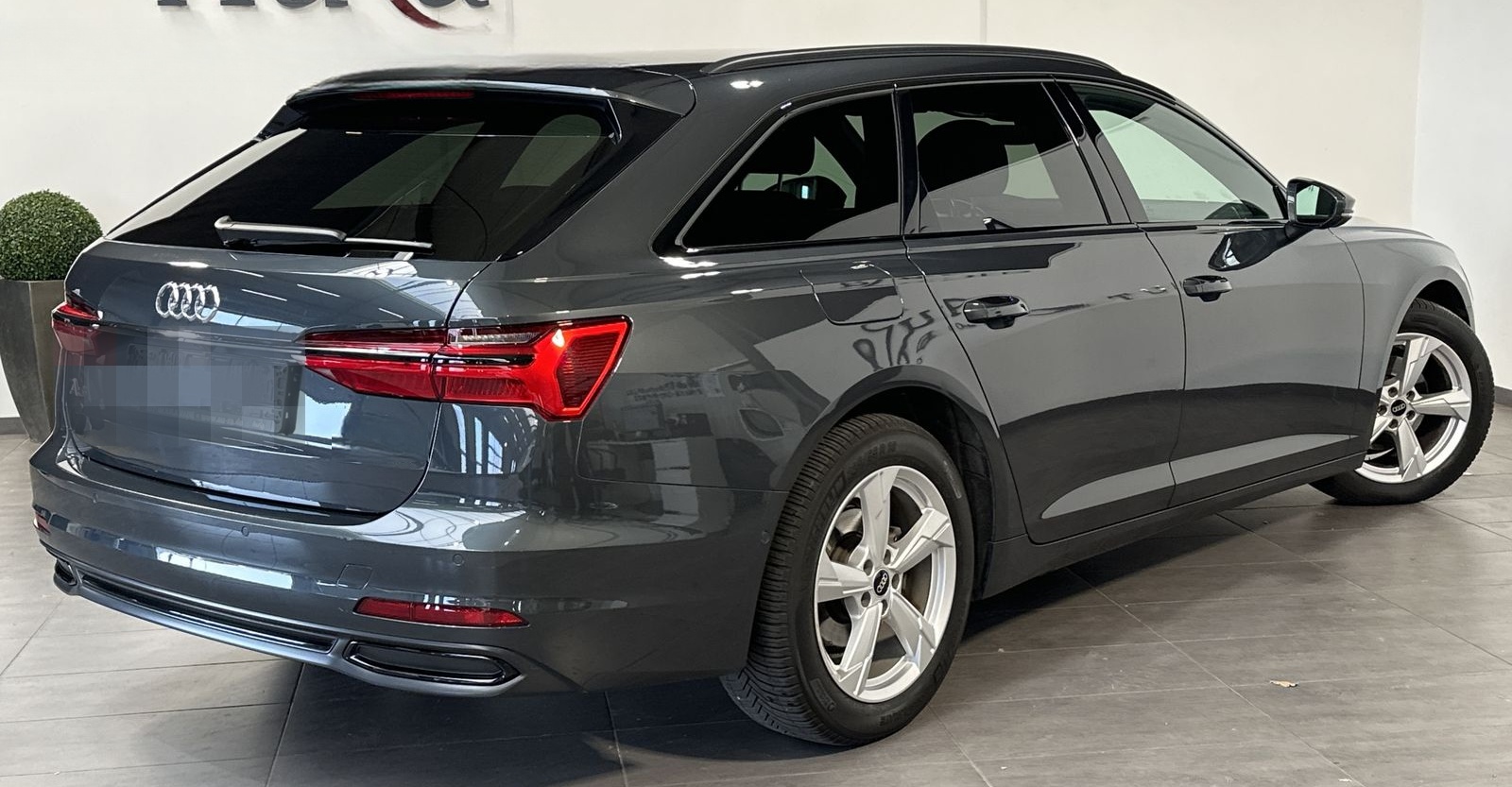Audi A6 Avant 40 TDI Qu Sport Black NAV+LED+360°+19ZO foto 4