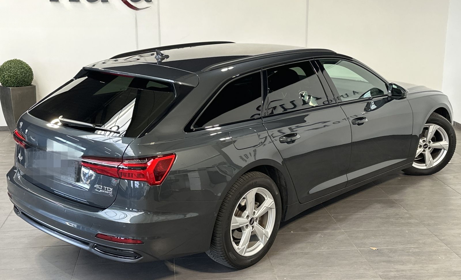 Audi A6 Avant 40 TDI Qu Sport Black NAV+LED+360°+19ZO foto 5