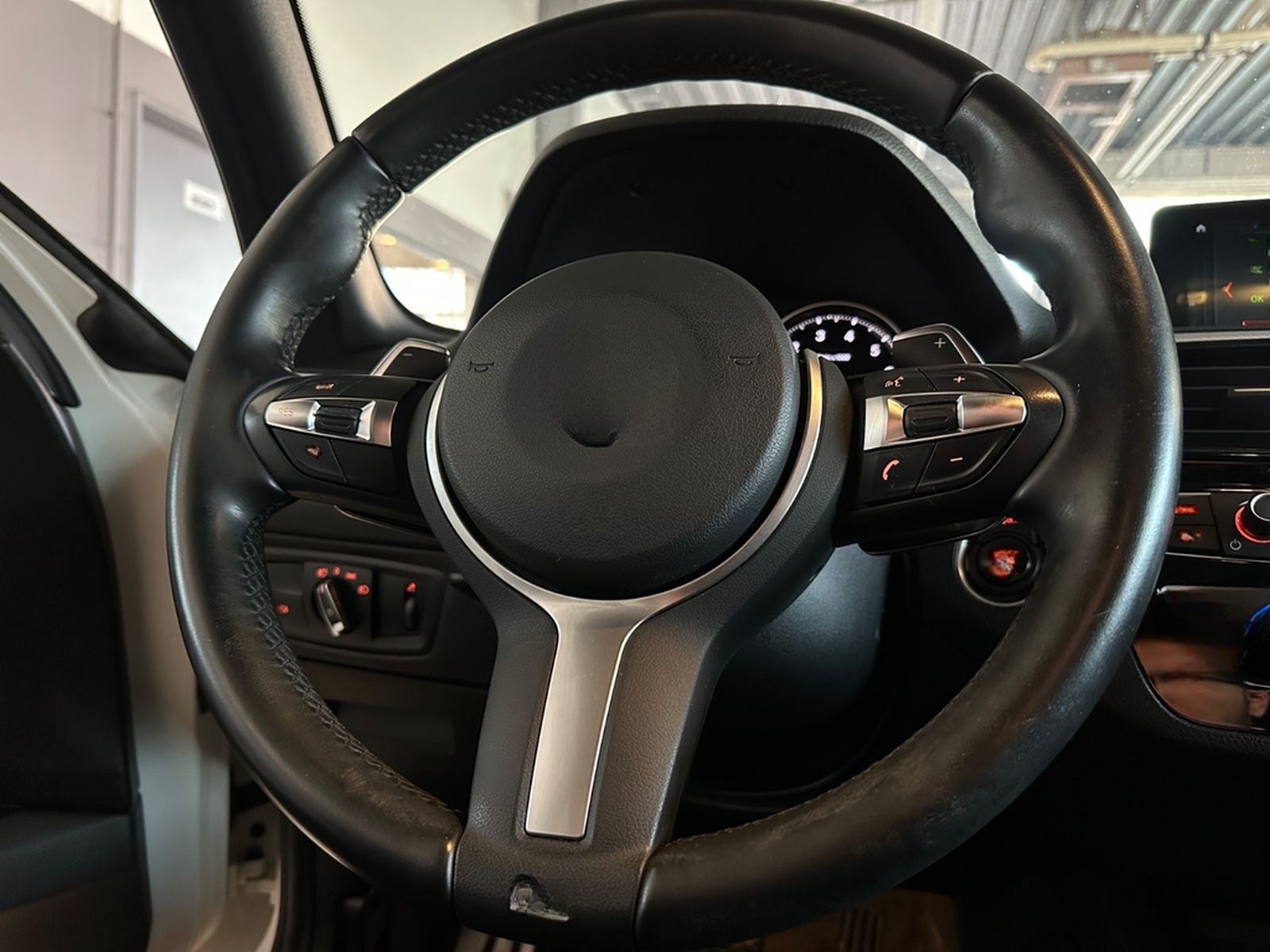 BMW M140 i Special Edition Harman/Kardon+Fernlichtas foto 23