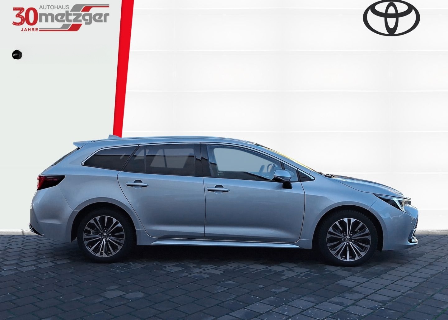 Toyota Corolla 1.8 Hybrid Touring Sports Team D +Navi + foto 2