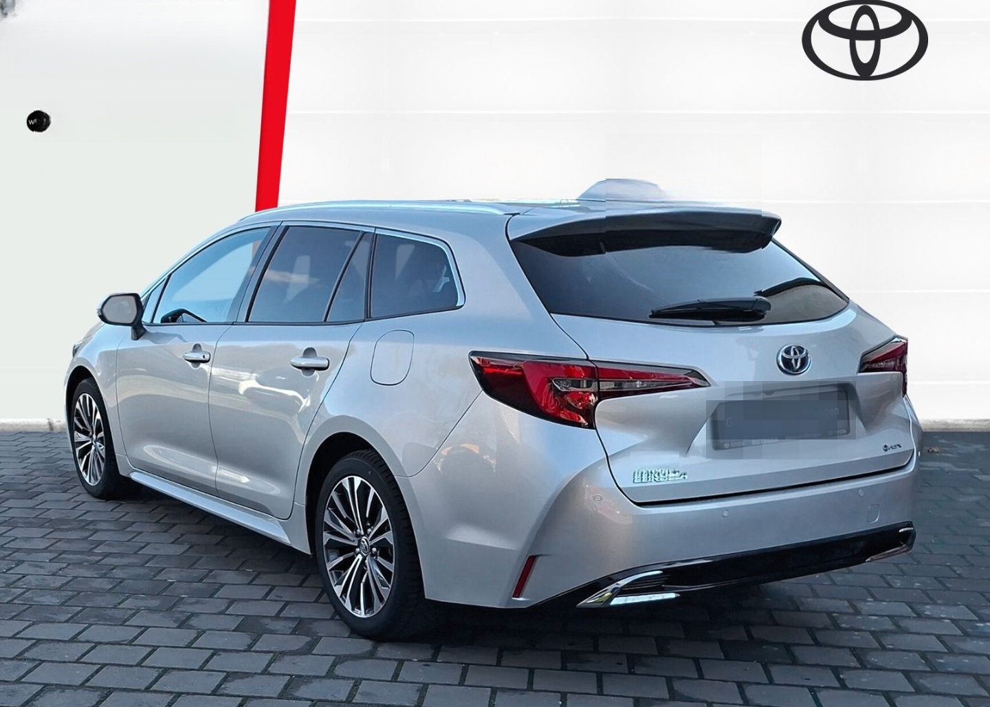 Toyota Corolla 1.8 Hybrid Touring Sports Team D +Navi + foto 4