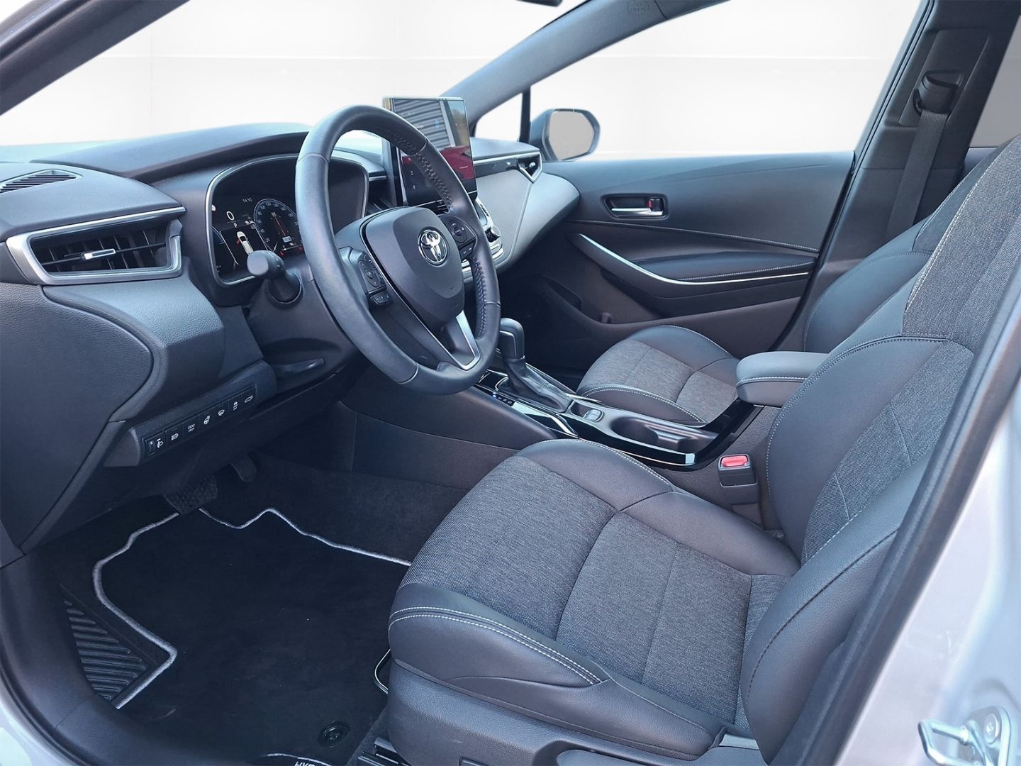 Toyota Corolla 1.8 Hybrid Touring Sports Team D +Navi + foto 8