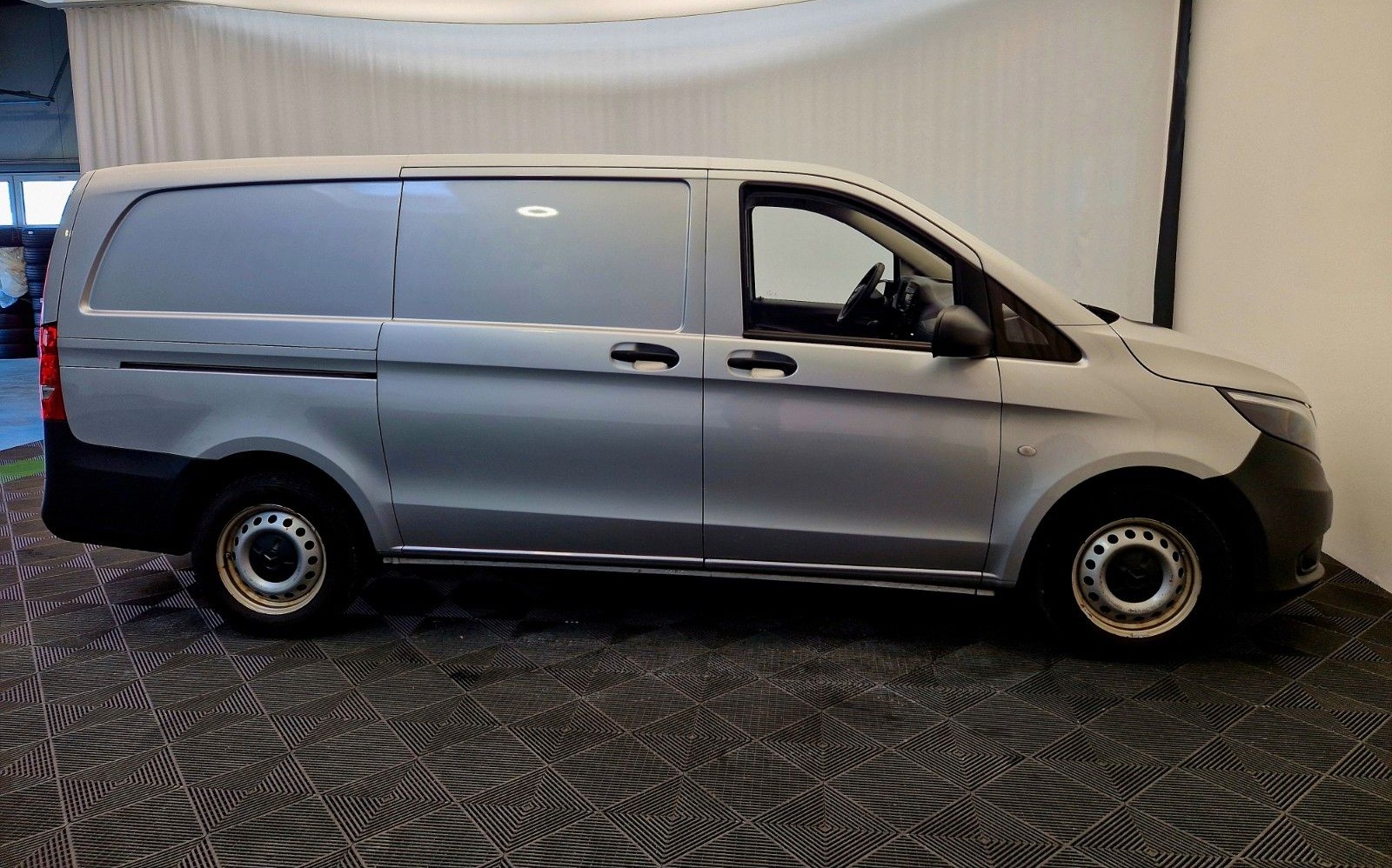 Mercedes-Benz Vito Kasten 111 CDI LANG *1.Hand, Regalausbau* foto 6