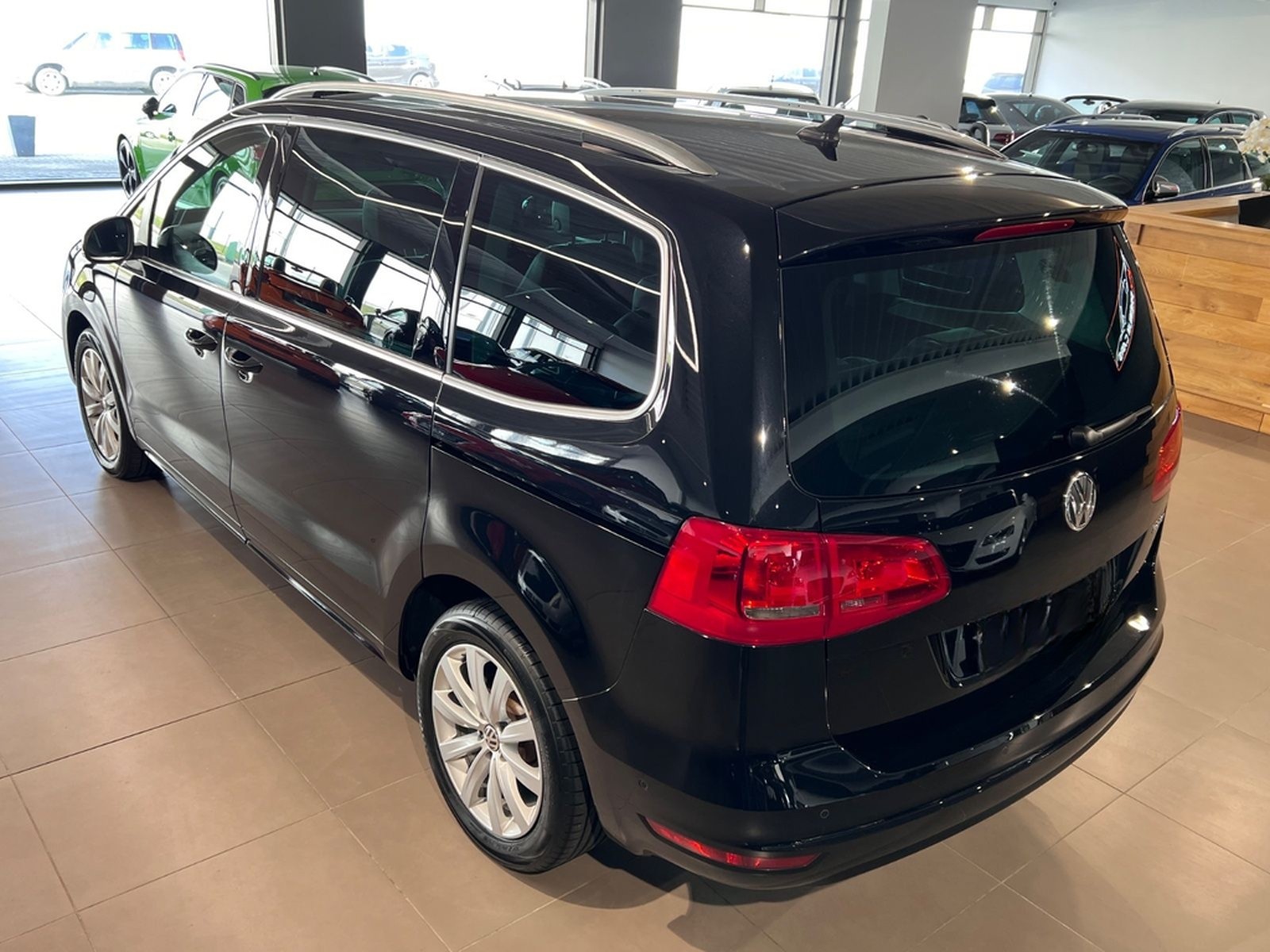 Volkswagen Sharan 2.0 TSI DSG Highline 1.HAND 7-Sitze NAVI foto 17