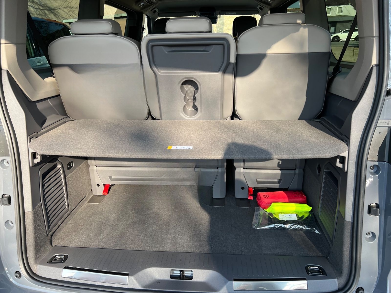 Volkswagen T7 Multivan 2,0 TDI Style / Edition IQ Kamera foto 14