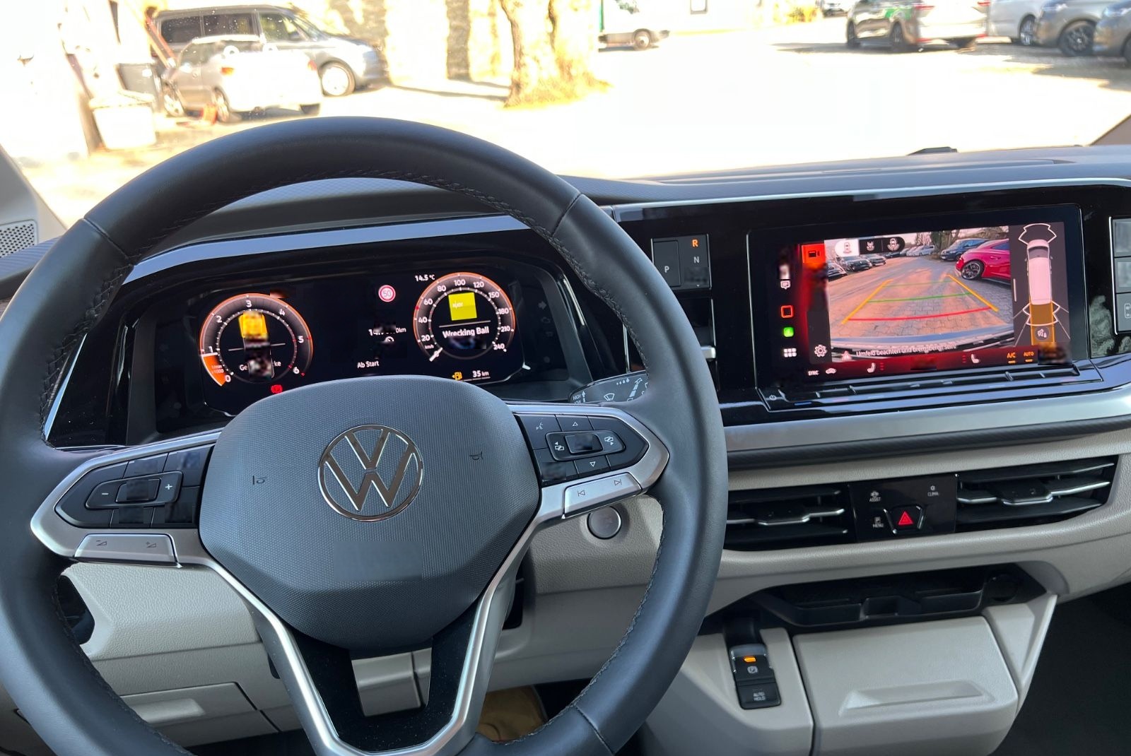Volkswagen T7 Multivan 2,0 TDI Style / Edition IQ Kamera foto 19