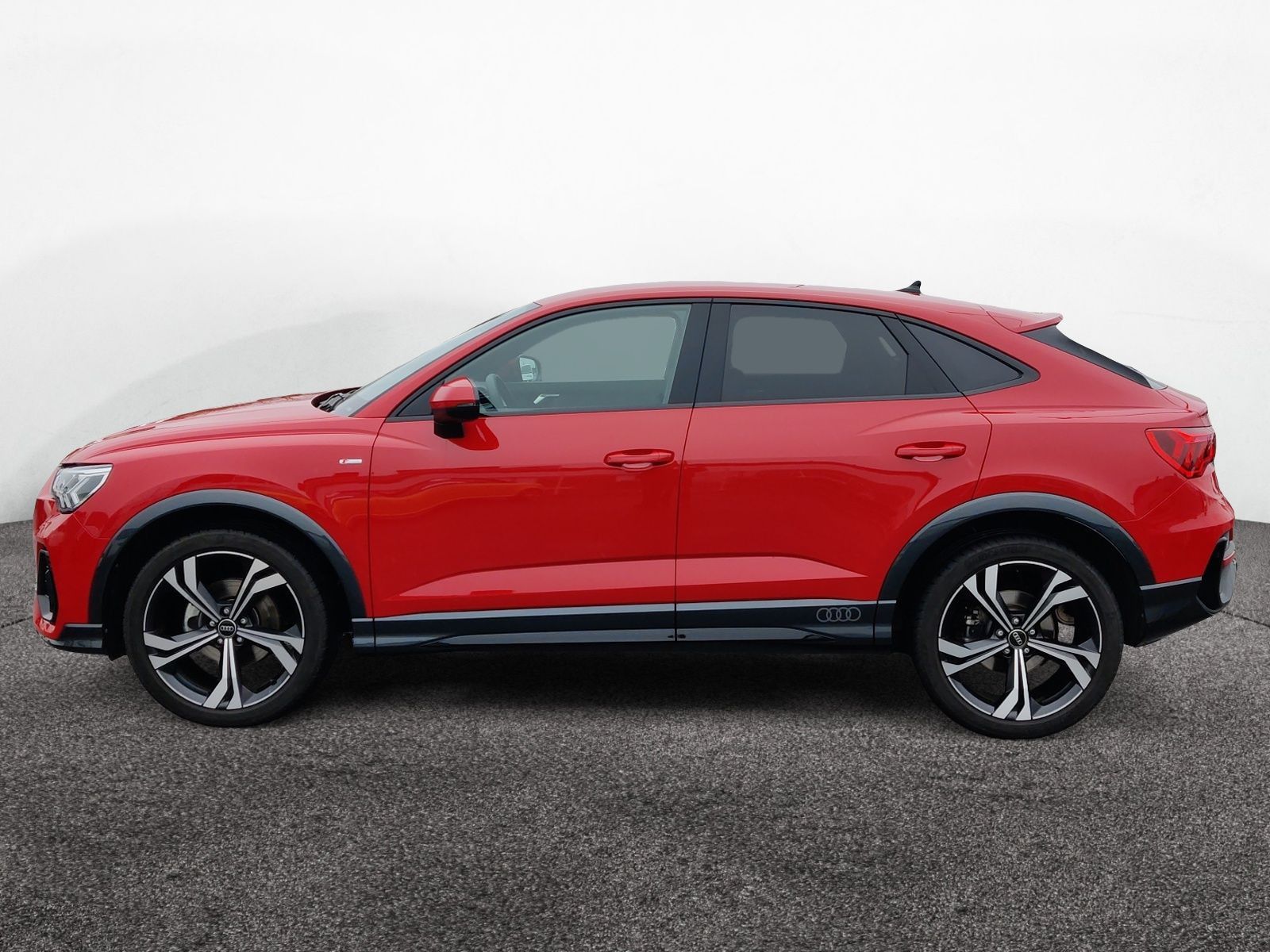 Audi Q3 Sportback 35 TFSI S-Line S-tronic AHK LED ACC foto 3